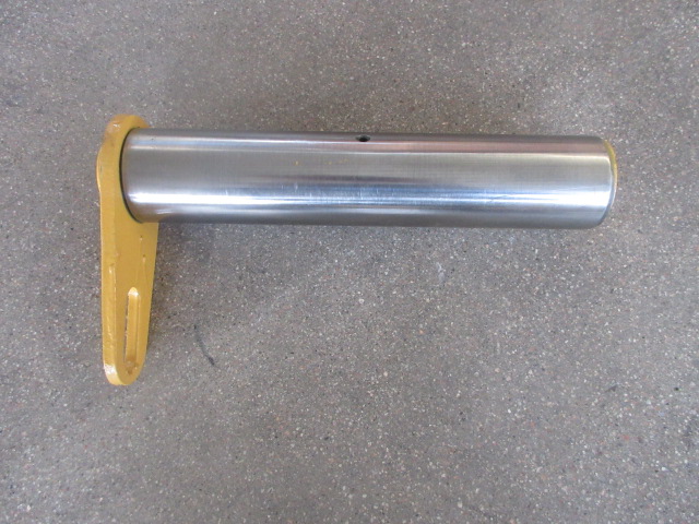 Палец 70*361 крепления цилиндра стрелы к раме CDM855